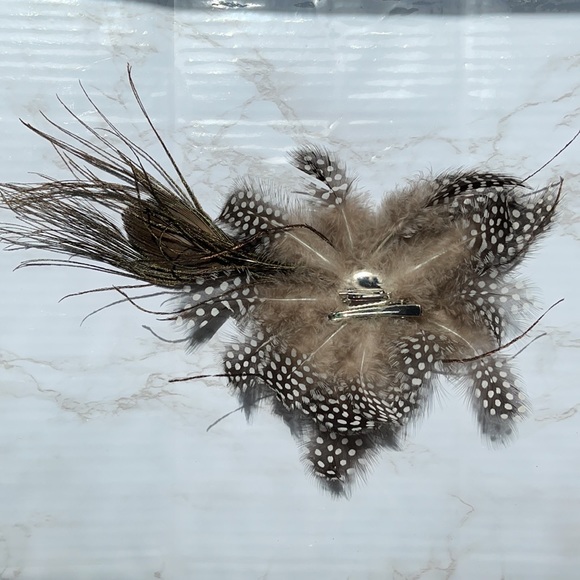 Peacock Feathered Headpiece 🦚 - Picture 11 of 15